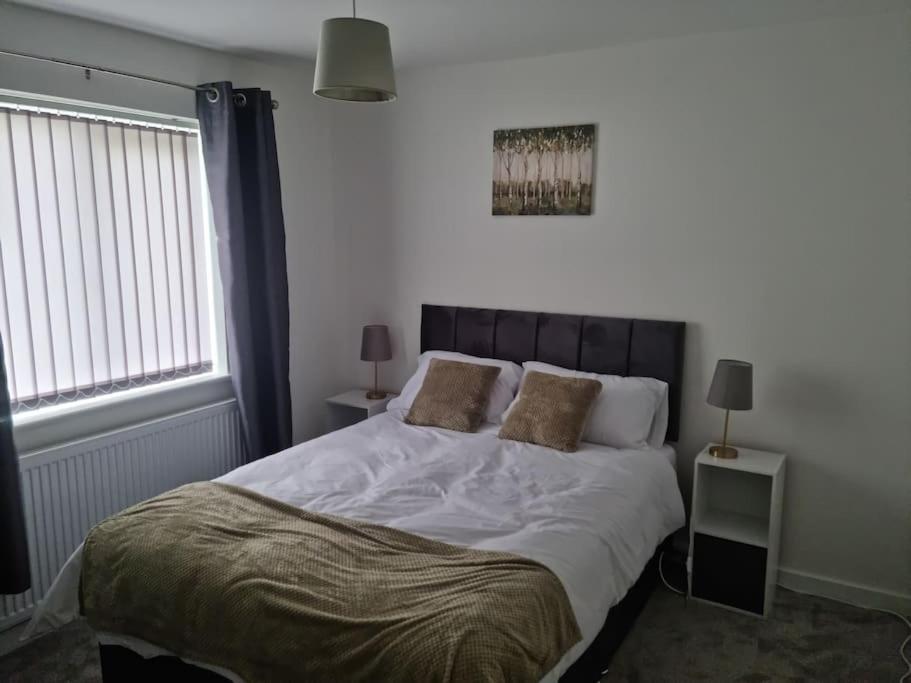 5 Bedroom House - Cheshire Oaks Ellesmere Port Εξωτερικό φωτογραφία